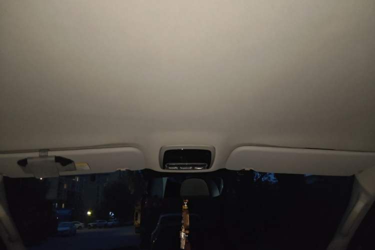 Used Huasong 7 2015 2.0T Automatic Comfort Model Headliner