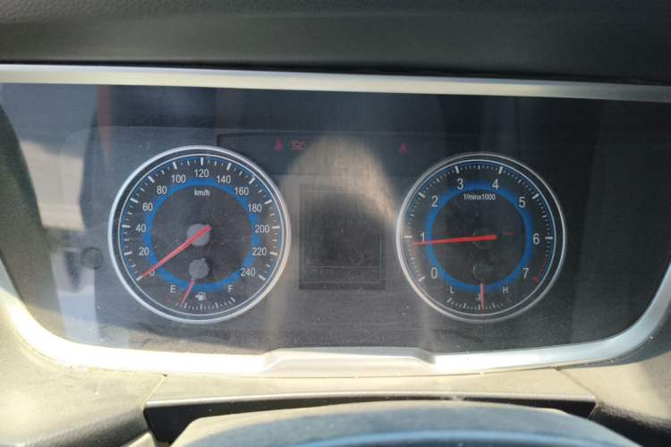 Used Huasong 7 2015 2.0T Automatic Comfort Model Instrument Cluster
