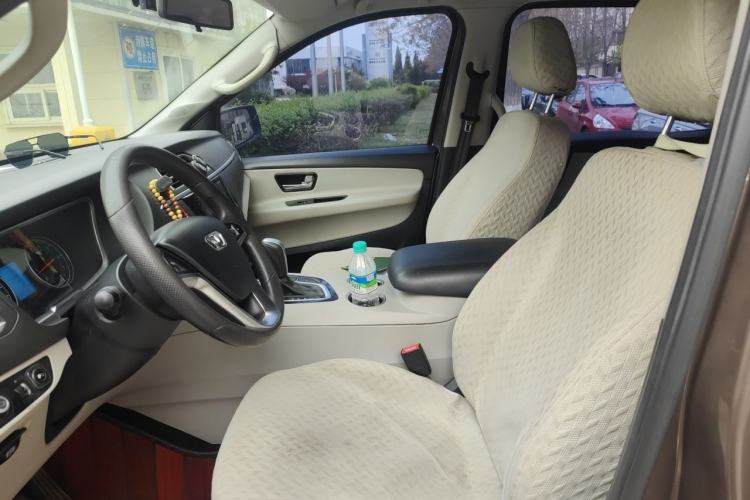 Used Huasong 7 2015 2.0T Automatic Comfort Model Left Front Seat
