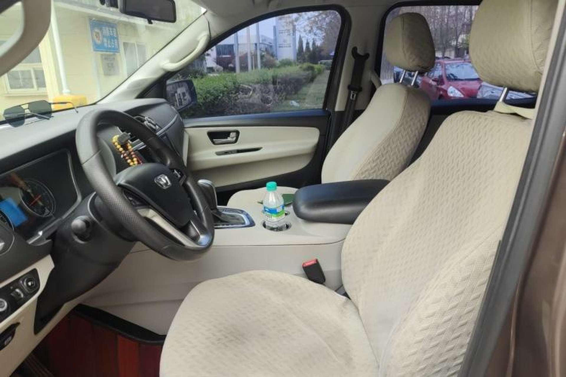 Used Huasong 7 2015 2.0T Automatic Comfort Model Left Front Seat
