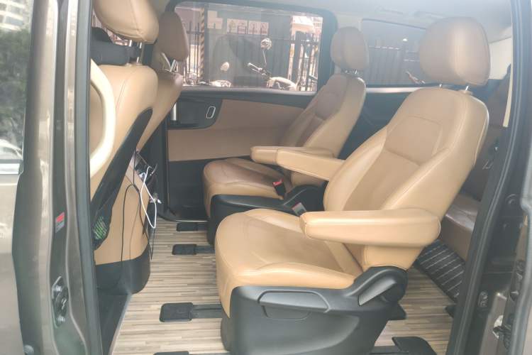 Used Huasong 7 2015 2.0T Automatic Luxury Model Left Rear Seat