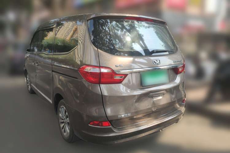 Used Huasong 7 2015 2.0T Automatic Luxury Model Rear Left 45 Deg