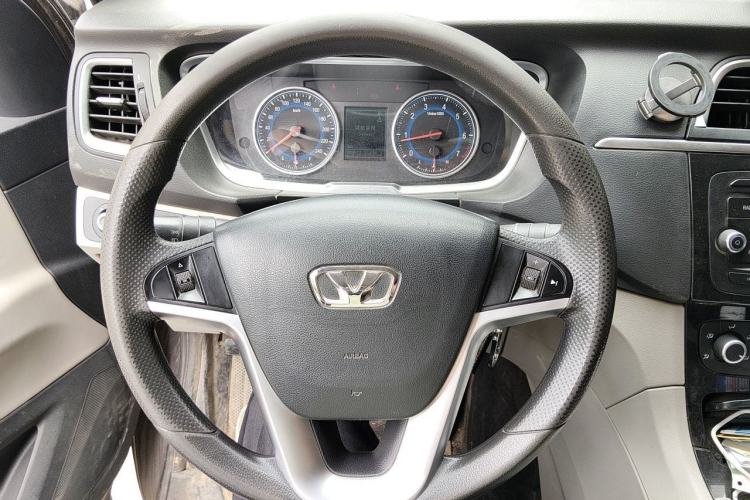 Used Huasong 7 2015 2.0T Automatic Comfort Model Steering Wheel