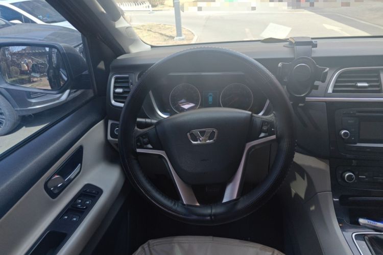Used Huasong 7 2015 2.0T Automatic Comfort Model Steering Wheel