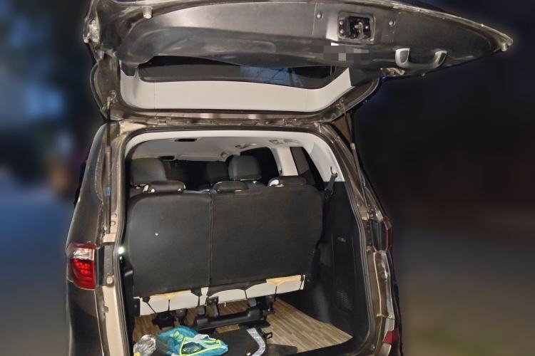 Used Huasong 7 2015 2.0T Automatic Comfort Model Trunk
