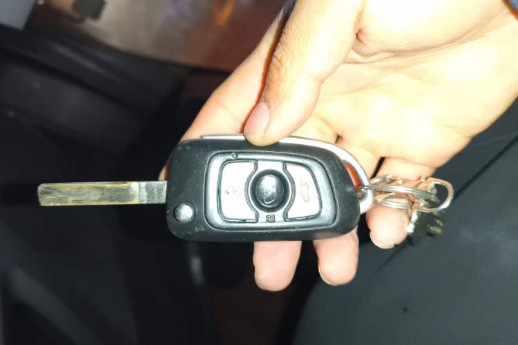 Used Huasong 7 2015 2.0T Automatic Comfort Model Vehicle Key