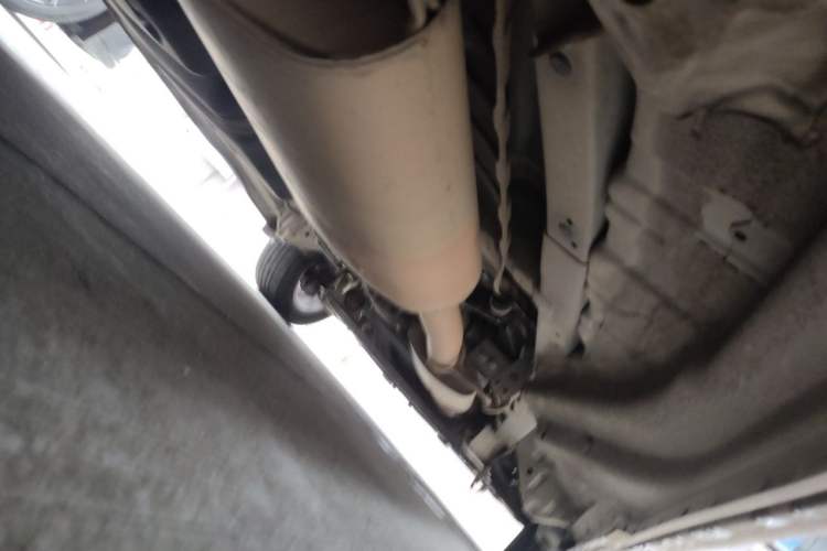 Used Huasong 7 2015 2.0T Automatic Flagship Edition Chassis Rear Right