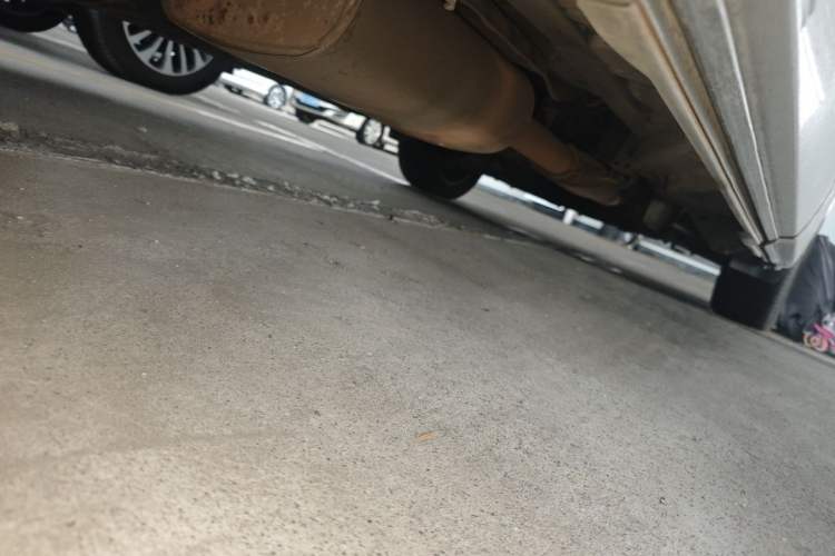 Used Huasong 7 2015 2.0T Automatic Flagship Edition Chassis Rear Right