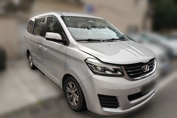 Used Huasong 7 2015 2.0T Automatic Comfort Model Front Right 45 Deg