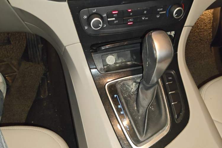 Used Huasong 7  Gear Lever