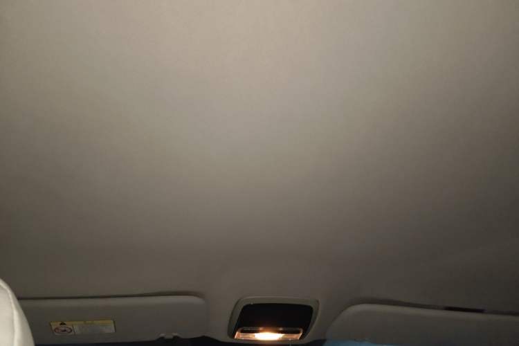 Used Huasong 7  Headliner