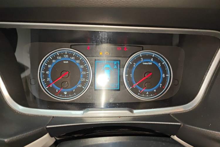 Used Huasong 7 2015 2.0T Automatic Comfort Model Instrument Cluster