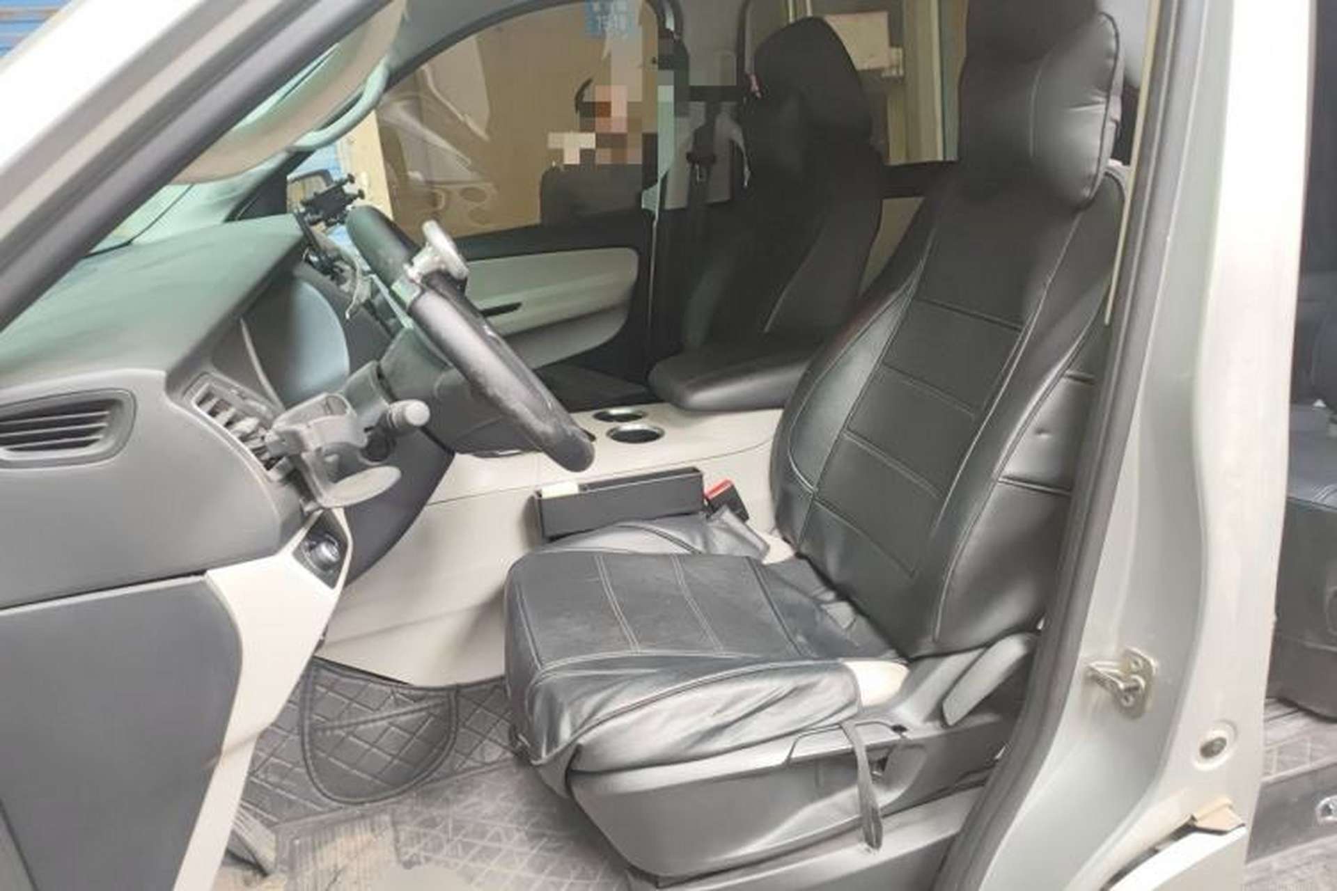 Used Huasong 7 2015 2.0T Automatic Comfort Model Left Front Seat