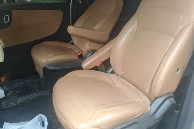 Used Huasong 7 2015 2.0T Automatic Luxury Model Left Rear Seat
