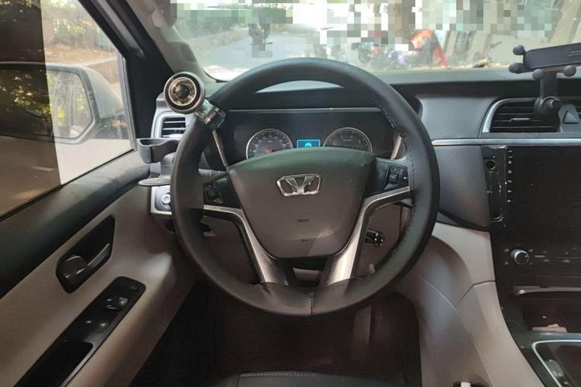 Used Huasong 7 2015 2.0T Automatic Comfort Model Steering Wheel