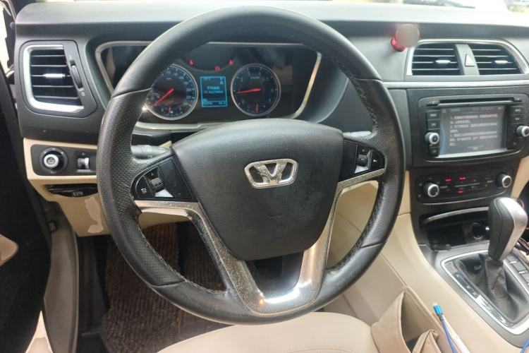 Used Huasong 7 2015 2.0T Automatic Flagship Edition Steering Wheel