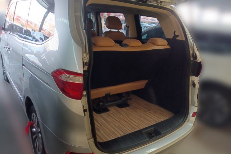 Used Huasong 7 2015 2.0T Automatic Comfort Model Trunk