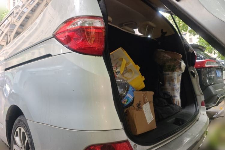 Used Huasong 7 2015 2.0T Automatic Flagship Edition Trunk