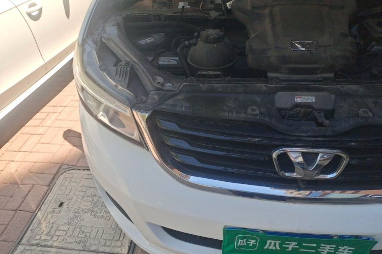 Used Huasong 7 2015 2.0T Automatic Comfort Model Engine Bay Right