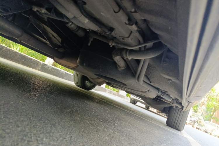 Used Huasong 7 2015 2.0T Automatic Comfort Model Chassis Front Left