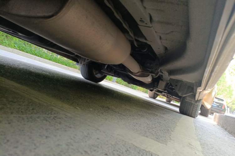 Used Huasong 7 2015 2.0T Automatic Comfort Model Chassis Rear Right