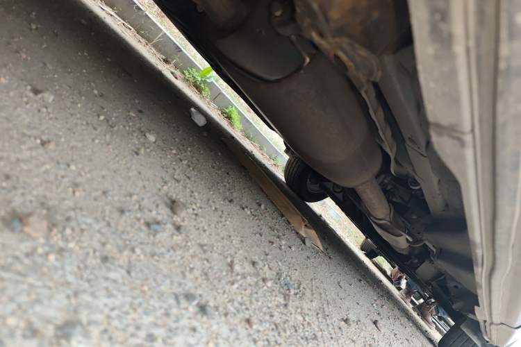 Used Huasong 7 2015 2.0T Automatic Comfort Model Chassis Rear Right