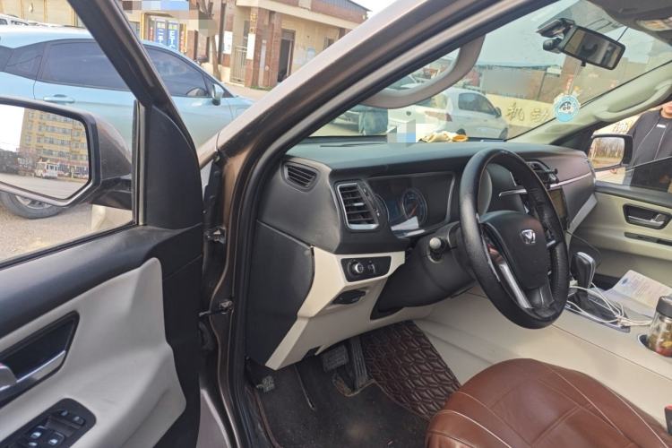 Used Huasong 7 2015 2.0T Automatic Comfort Model Driver Seat