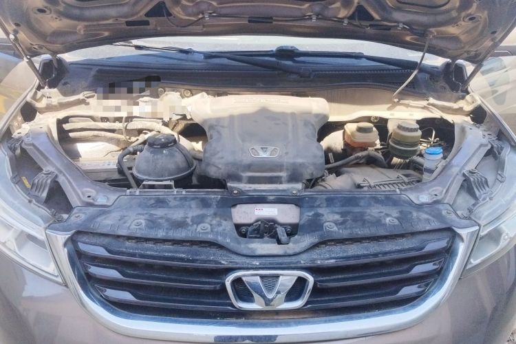 Used Huasong 7 2015 2.0T Automatic Comfort Model Engine Bay