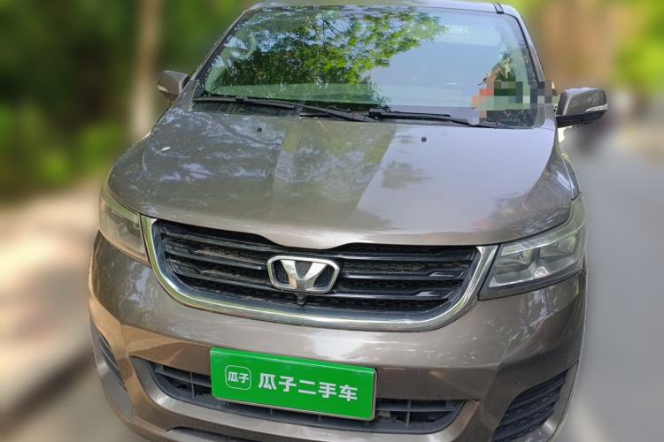 Used Huasong 7 2015 2.0T Automatic Comfort Model Front