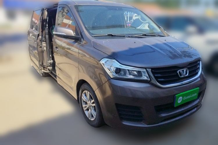 Used Huasong 7 2015 2.0T Automatic Comfort Model Front Right 45 Deg
