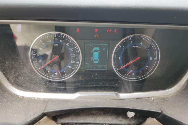 Used Huasong 7 2015 2.0T Automatic Comfort Model Instrument Cluster