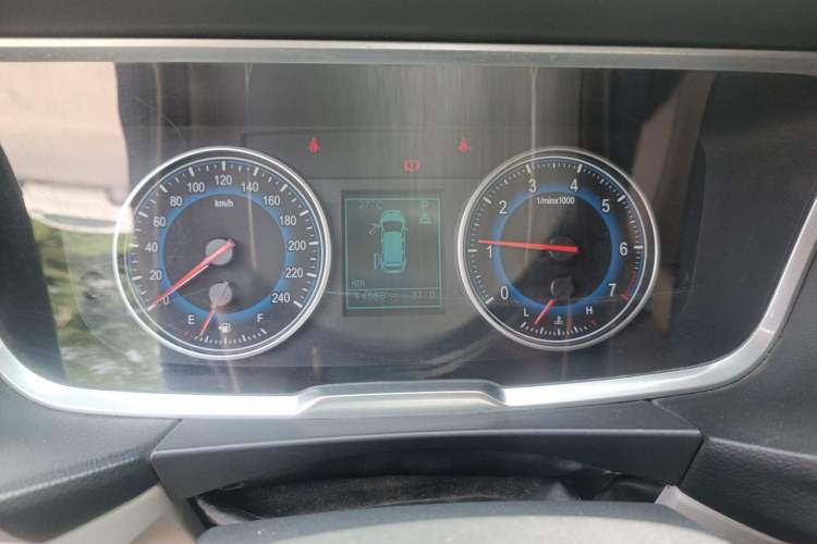 Used Huasong 7 2015 2.0T Automatic Comfort Model Instrument Cluster