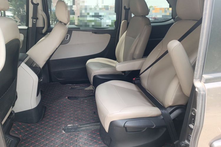 Used Huasong 7 2015 2.0T Automatic Comfort Model Left Rear Seat