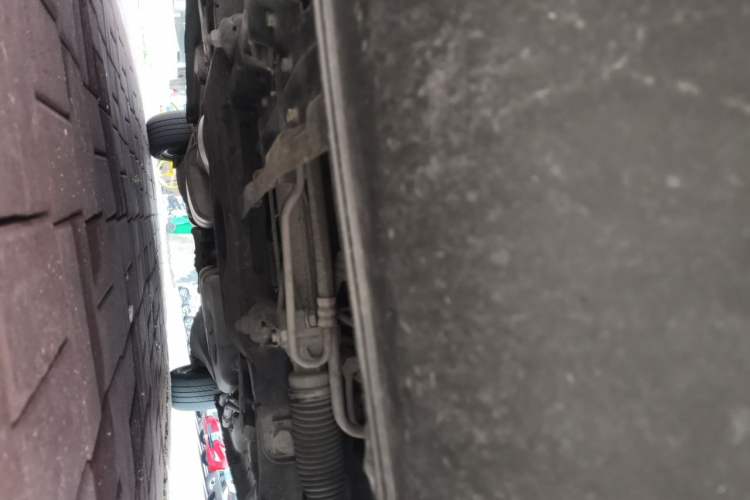 Used Huasong 7 2017 2.0T Automatic Elite Edition Chassis Front