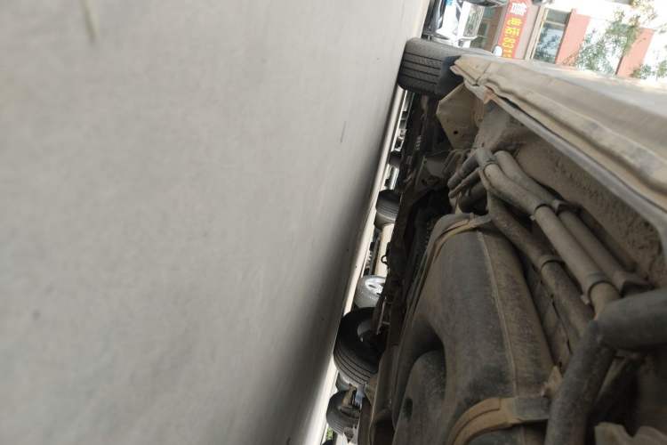 Used Huasong 7 2017 2.0T Automatic Elite Edition Chassis Rear Left