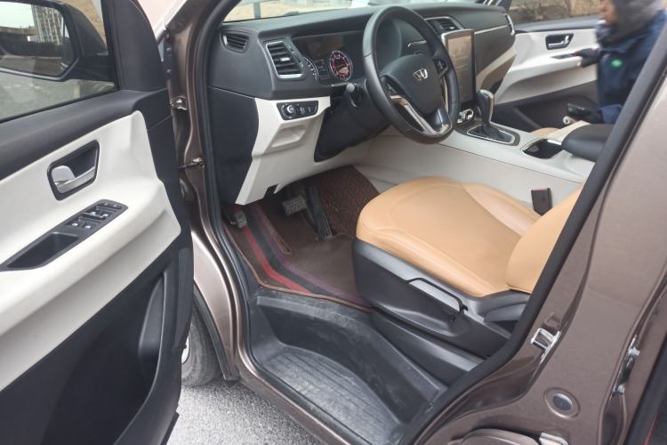 Used Huasong 7 2017 2.0T Automatic Elite Edition Driver Seat