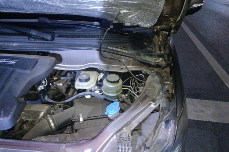 Used Huasong 7 2017 2.0T Automatic Elite Edition Engine Bay Left
