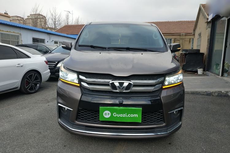 Used Huasong 7 2017 2.0T Automatic Standard Edition Front