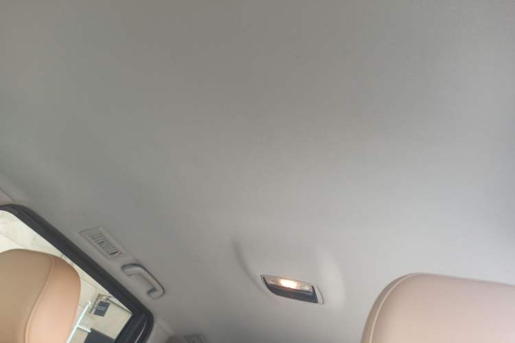 Used Huasong 7 2017 2.0T Automatic Elite Edition Headliner