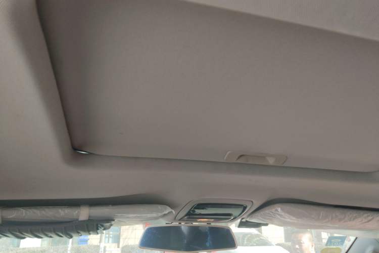 Used Huasong 7 2017 2.0T Automatic Elite Edition Headliner