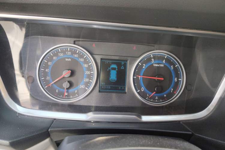 Used Huasong 7 2017 2.0T Automatic Elite Edition Instrument Cluster