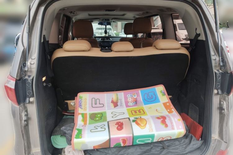 Used Huasong 7 2017 2.0T Automatic Elite Edition Trunk