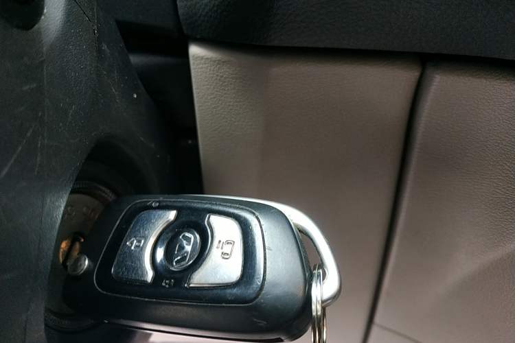 Used Huasong 7 2017 2.0T Automatic Standard Edition Vehicle Key