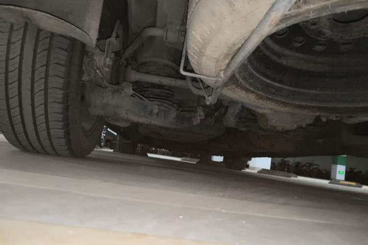 Used Huasong 7 2017 2.0T Automatic Executive Version Chassis Rear Left