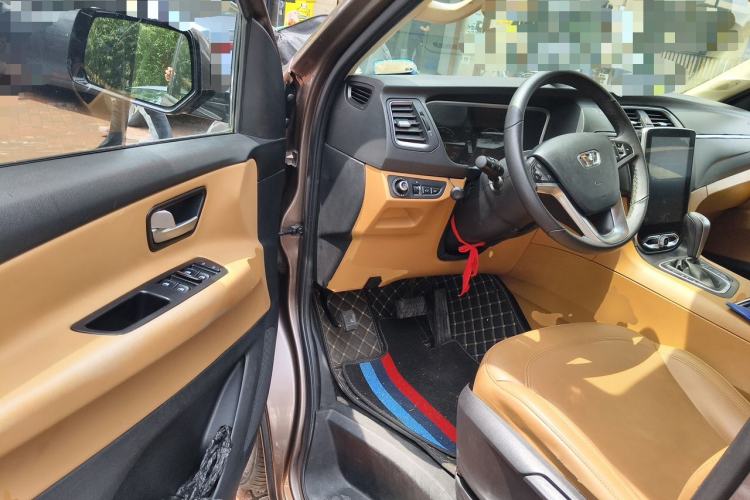 Used Huasong 7 2017 2.0T Automatic Elite Edition Driver Seat