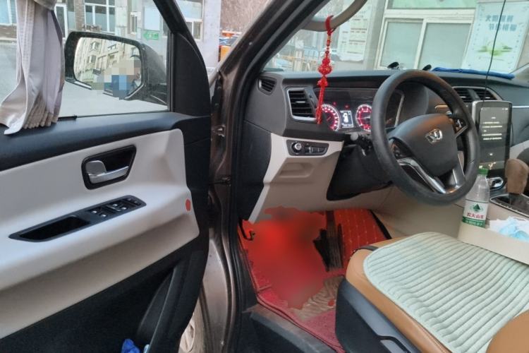 Used Huasong 7 2017 2.0T Automatic Elite Edition Driver Seat