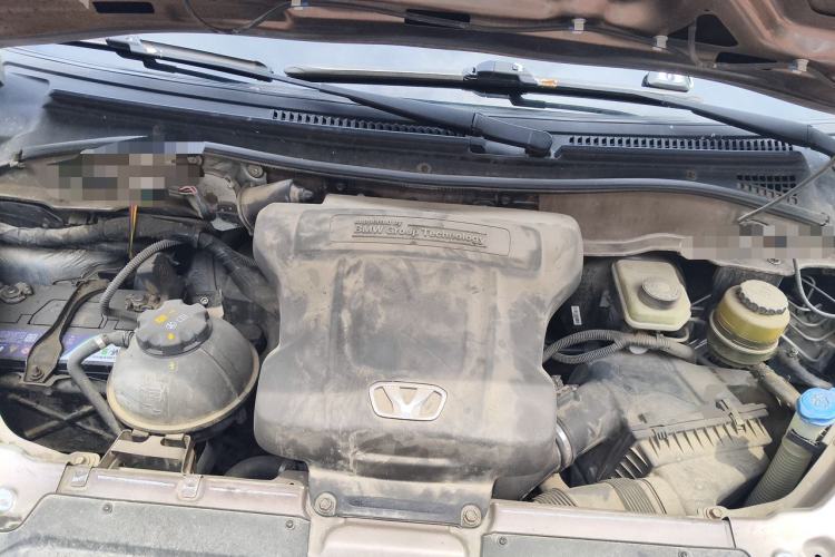 Used Huasong 7 2017 2.0T Automatic Elite Edition Engine Bay