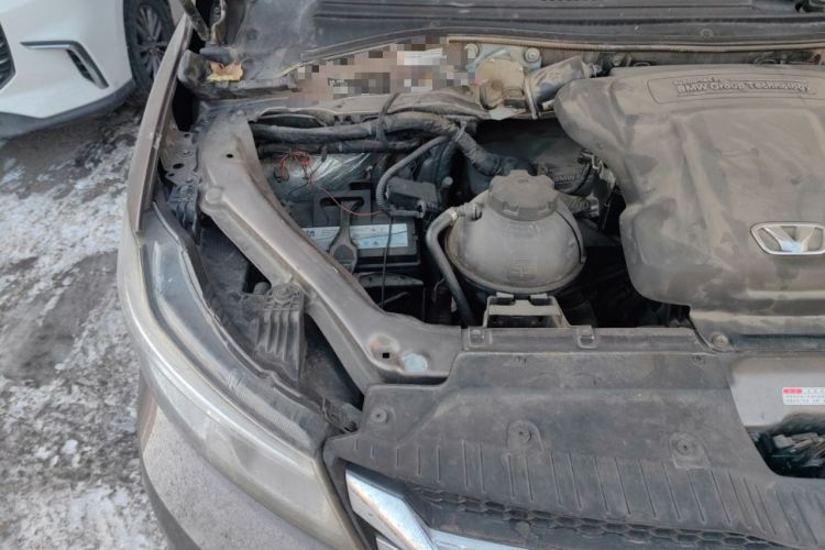 Used Huasong 7 2017 2.0T Automatic Elite Edition Engine Bay Right