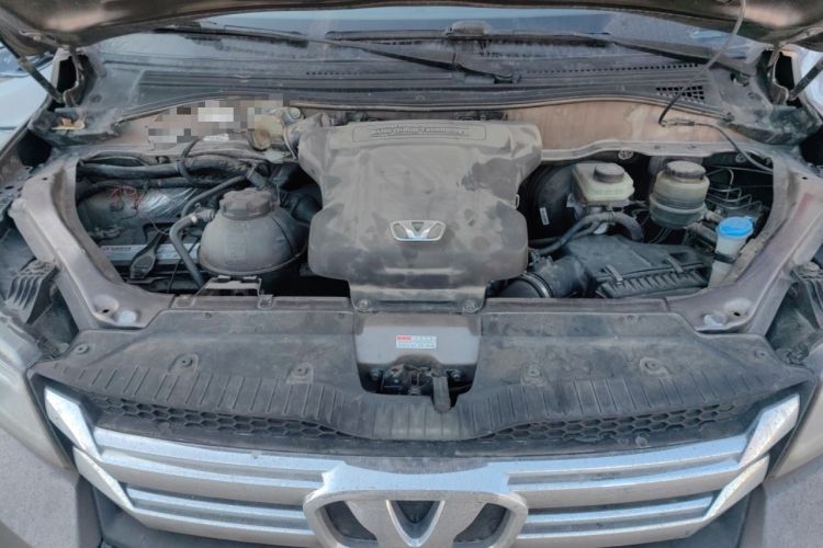 Used Huasong 7 2017 2.0T Automatic Elite Edition Engine Bay