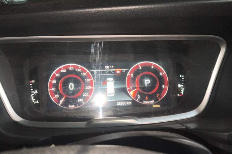 Used Huasong 7 2017 2.0T Automatic Executive Version Instrument Cluster